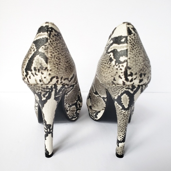 *Colin Stuart Snake Print Leather Peep Toe Heels - Picture 3 of 5